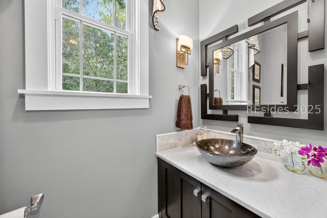 7 Normandy Cir, Bluffton, SC 29910