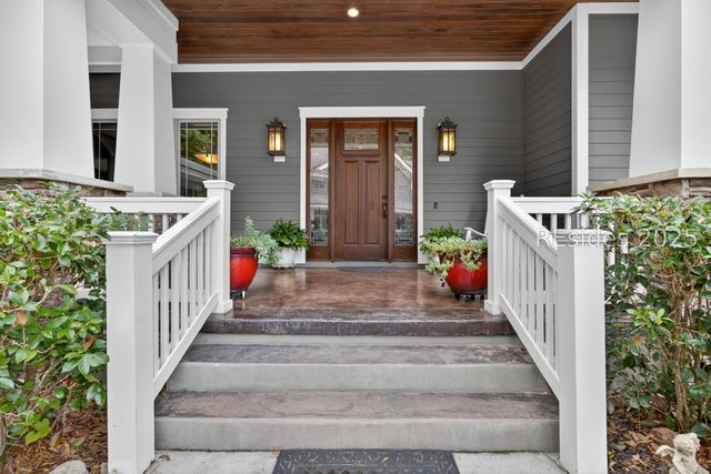 7 Normandy Cir, Bluffton, SC 29910