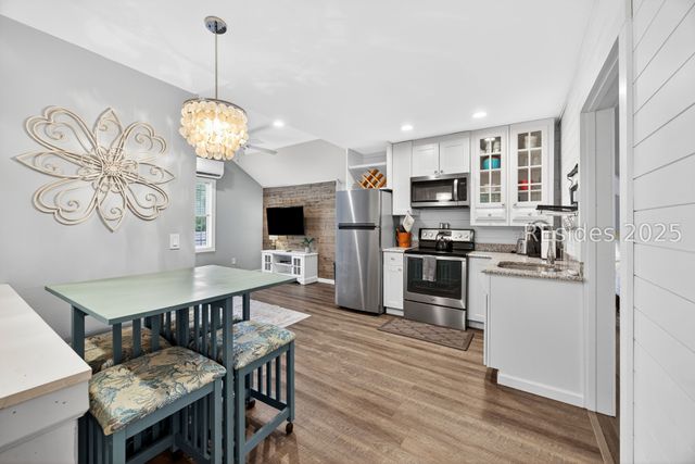 7 Normandy Cir, Bluffton, SC 29910