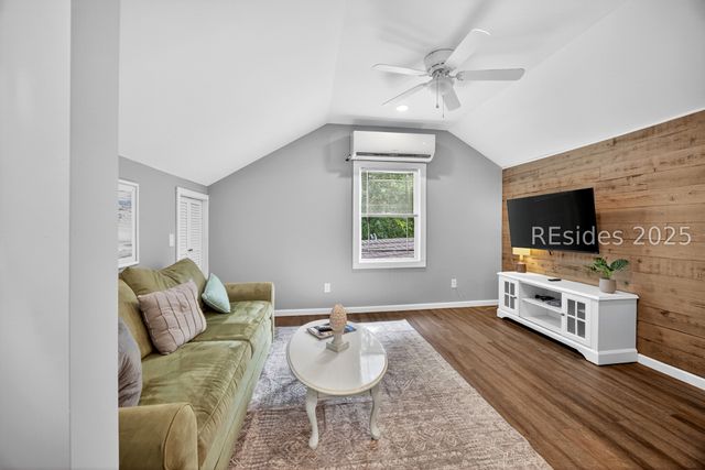 7 Normandy Cir, Bluffton, SC 29910