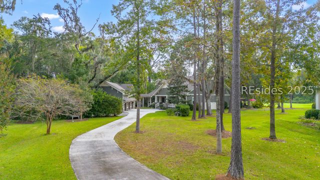 7 Normandy Cir, Bluffton, SC 29910