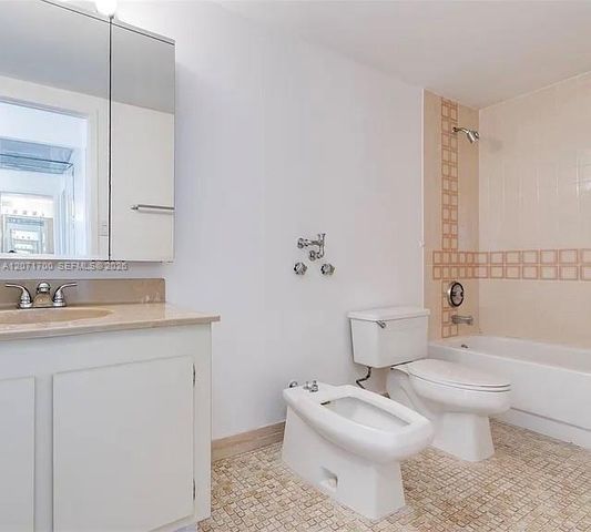 2500 Parkview Drive 1705, Hallandale Beach, FL 33009