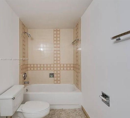 2500 Parkview Drive 1705, Hallandale Beach, FL 33009