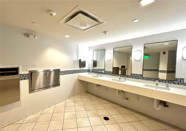 2500 Parkview Drive 1705, Hallandale Beach, FL 33009