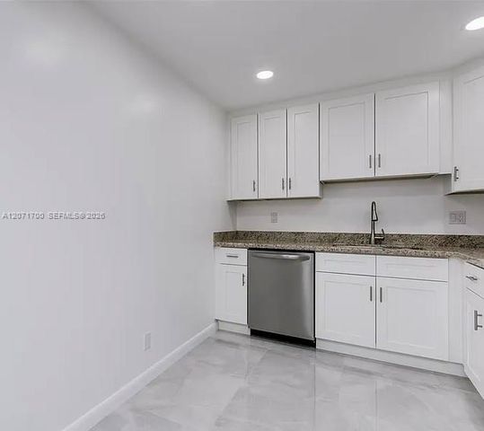 2500 Parkview Drive 1705, Hallandale Beach, FL 33009