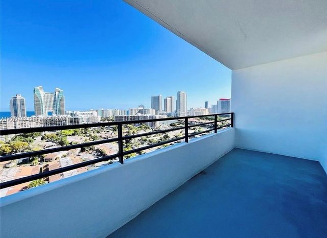 2500 Parkview Drive 1705, Hallandale Beach, FL 33009