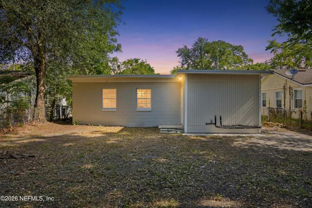 3248 MYRA Street, Jacksonville, FL 32205