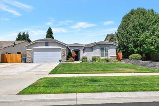 2040 Maverick Dr, Plumas Lake, CA 95961