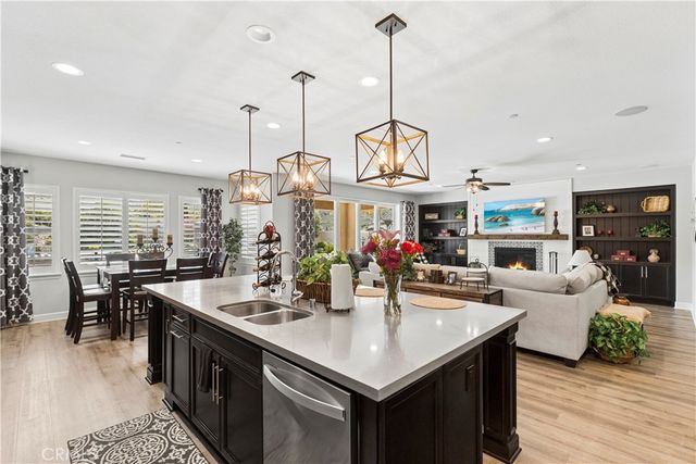 45642 Faxon, Temecula, CA 92592