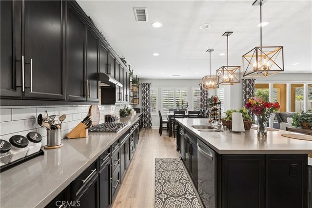 45642 Faxon, Temecula, CA 92592