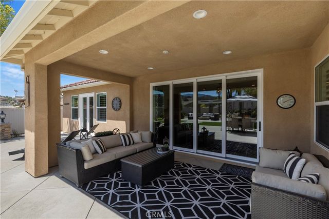45642 Faxon, Temecula, CA 92592