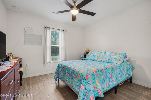 3211 Halden Avenue SE, Palm Bay, FL 32909