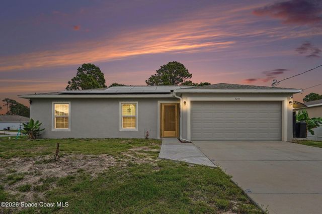 3211 Halden Avenue SE, Palm Bay, FL 32909
