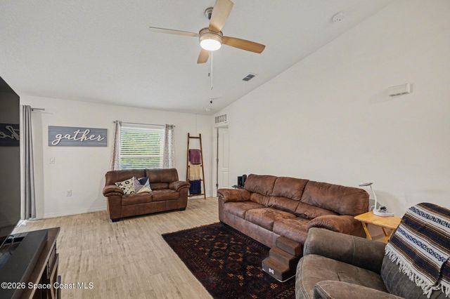 3211 Halden Avenue SE, Palm Bay, FL 32909