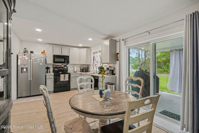 3211 Halden Avenue SE, Palm Bay, FL 32909