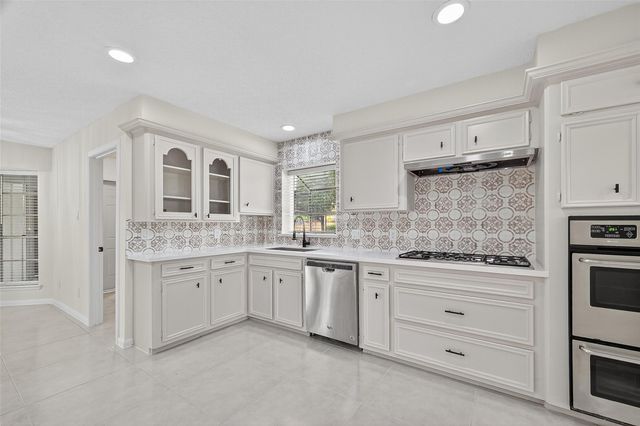 19502 Enchanted Oaks Drive, Spring, TX 77388