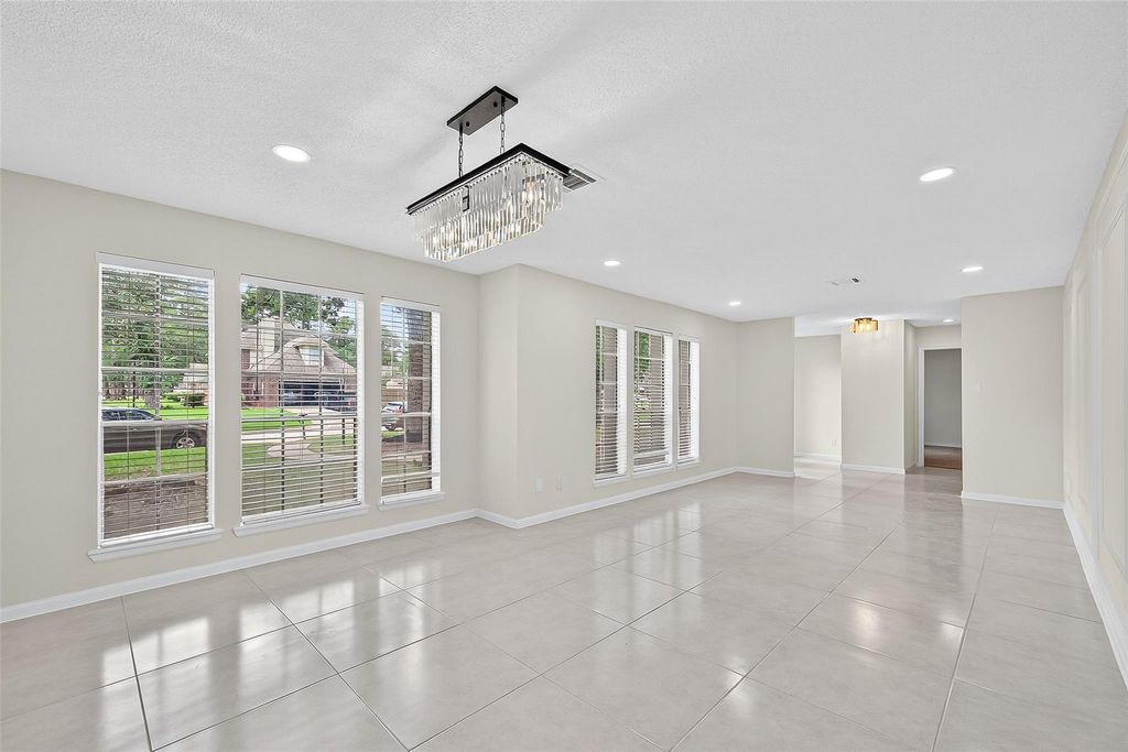 19502 Enchanted Oaks Drive, Spring, TX 77388