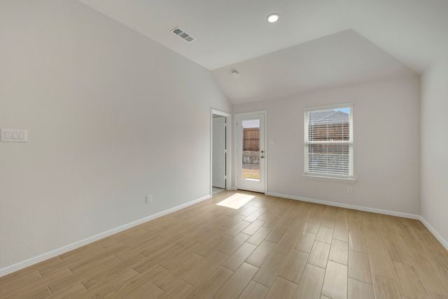 734 Gentle Bird Drive, Lavon, TX 75166