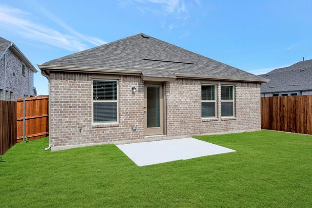 734 Gentle Bird Drive, Lavon, TX 75166