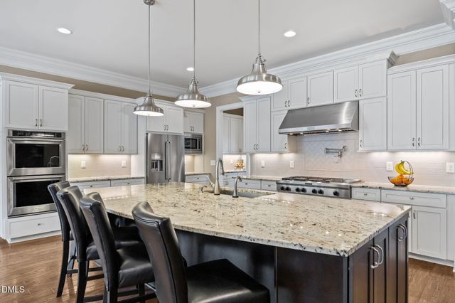 352 Rolling Meadows Lane, Chapel Hill, NC 27517