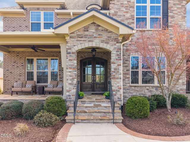 352 Rolling Meadows Lane, Chapel Hill, NC 27517