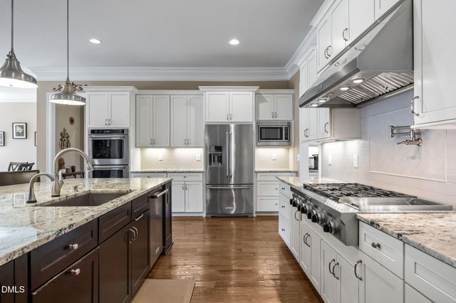 352 Rolling Meadows Lane, Chapel Hill, NC 27517