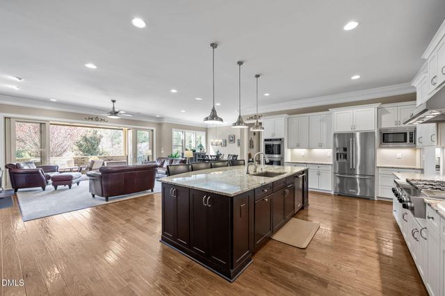 352 Rolling Meadows Lane, Chapel Hill, NC 27517