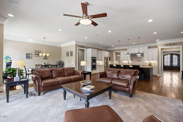 352 Rolling Meadows Lane, Chapel Hill, NC 27517