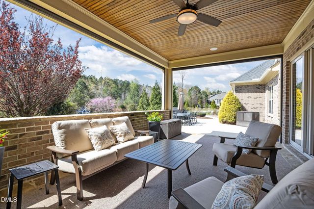 352 Rolling Meadows Lane, Chapel Hill, NC 27517