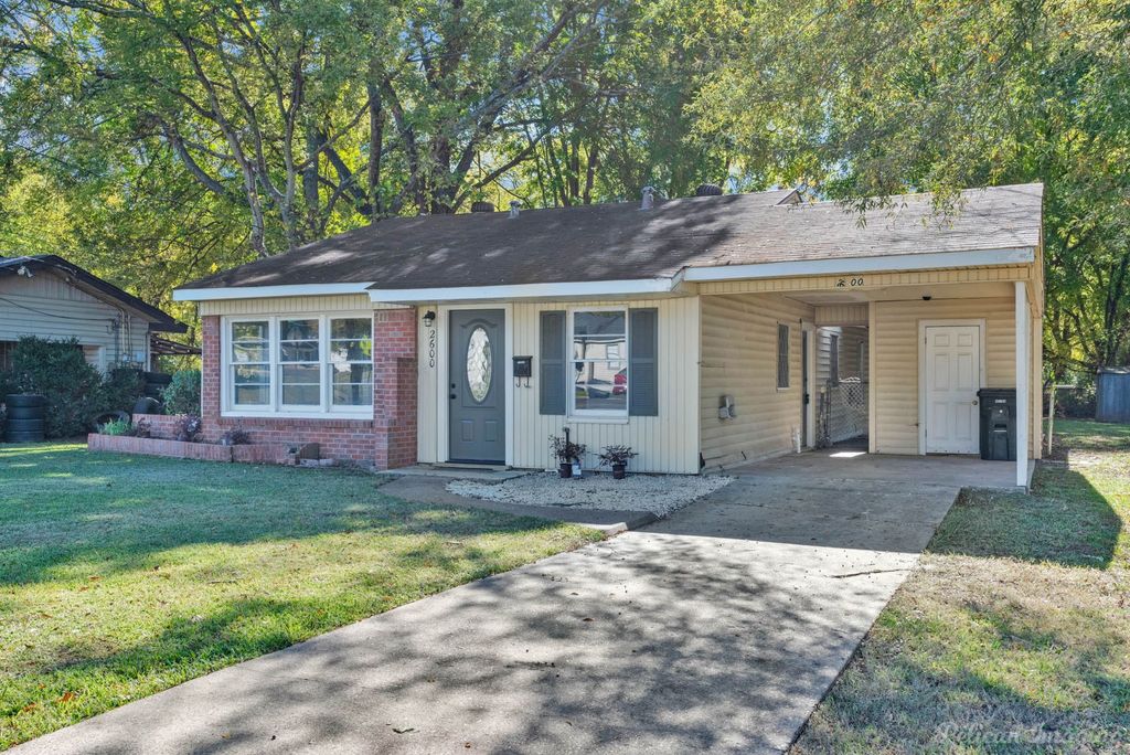 2600 Bardot Lane, Bossier City, LA 71111