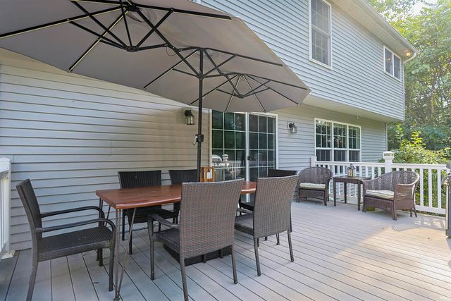 29553 Lakefield Court, Elkhart, IN 46514