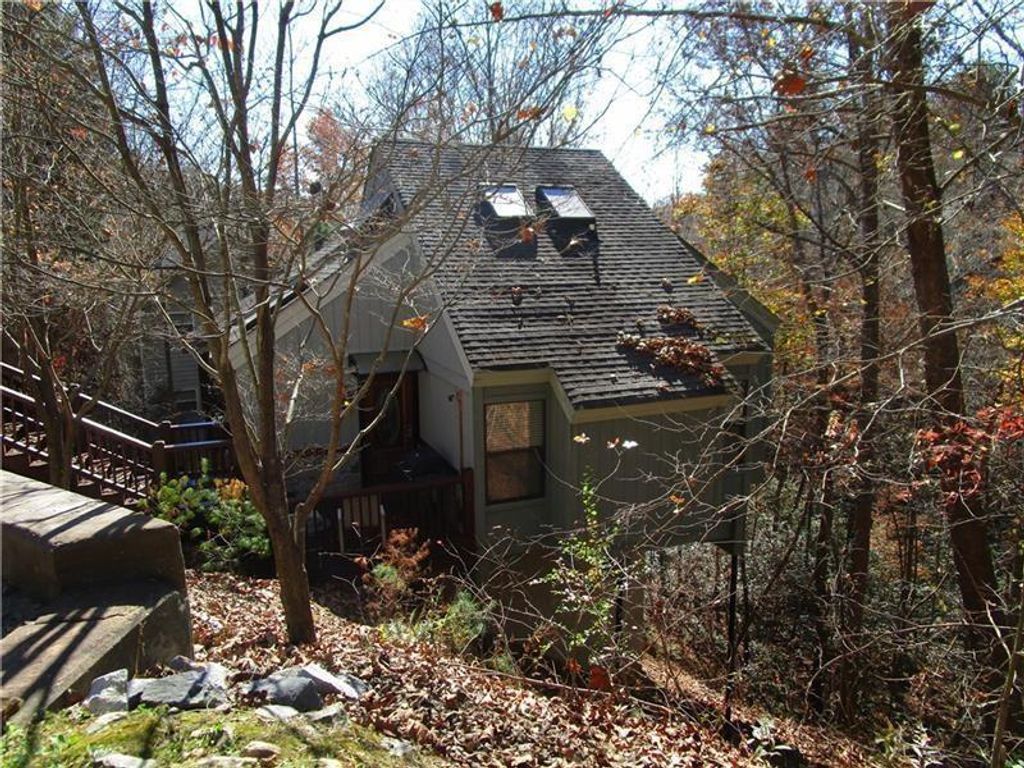 17 Dach Bruecke Gasse, Helen, GA 30545