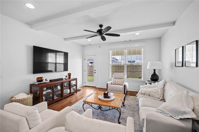 1712 W Broadway Place, Rogers, AR 72758