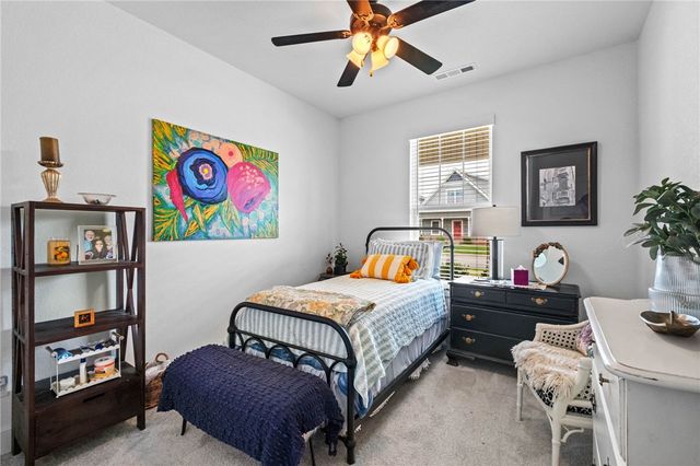 1712 W Broadway Place, Rogers, AR 72758