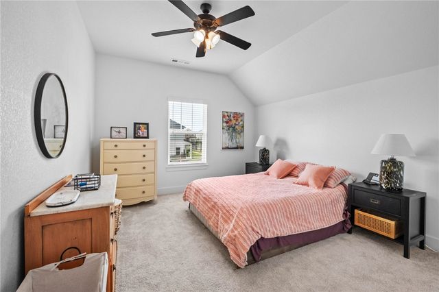 1712 W Broadway Place, Rogers, AR 72758