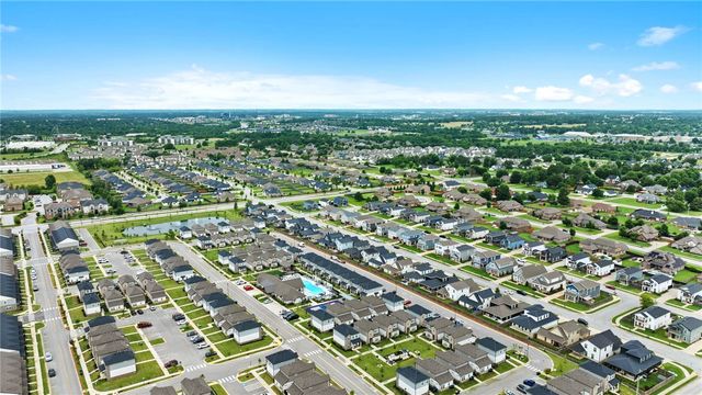 1712 W Broadway Place, Rogers, AR 72758