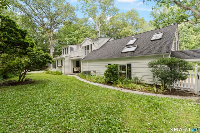 46 Fernwood Drive, Stamford, CT 06903