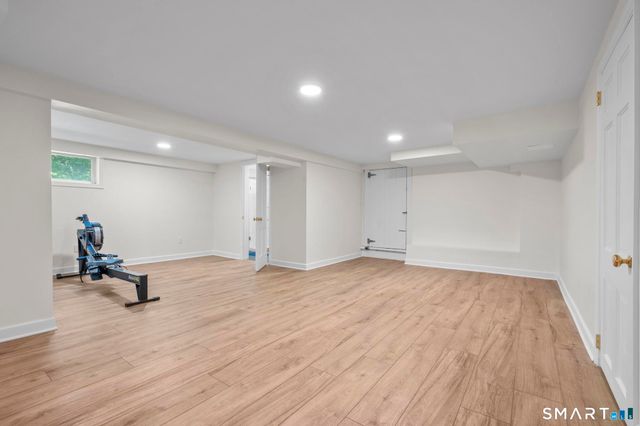46 Fernwood Drive, Stamford, CT 06903