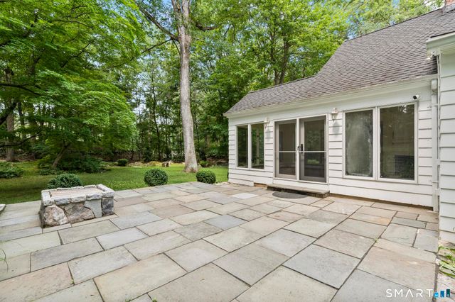 46 Fernwood Drive, Stamford, CT 06903