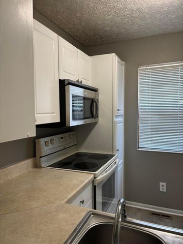 1652 Bennigan Drive, 175A, Hilliard, OH 43026