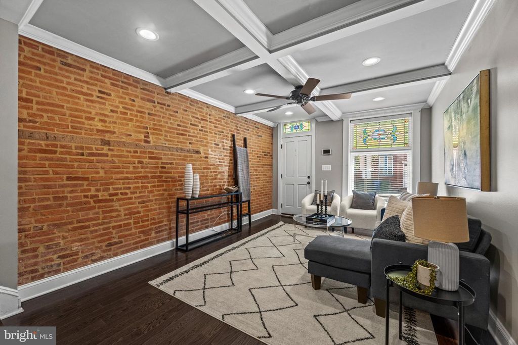 Image 3 of property listing at 6 W RANDALL ST, Baltimore, MD 21230