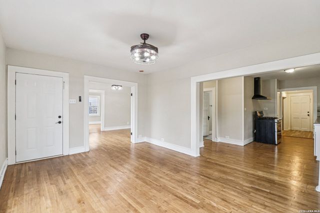 2114 Lee Hall, San Antonio, TX 78201