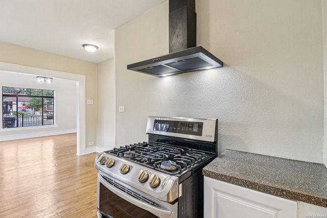 2114 Lee Hall, San Antonio, TX 78201