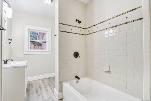 2114 Lee Hall, San Antonio, TX 78201