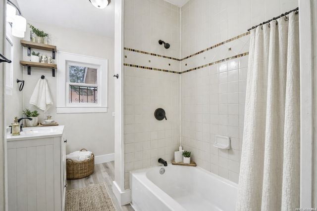 2114 Lee Hall, San Antonio, TX 78201