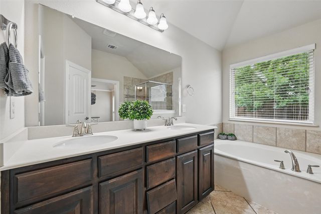 124 Griffin Avenue, Fate, TX 75189