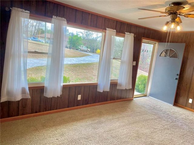 683 Collier Road, Toccoa, GA 30577