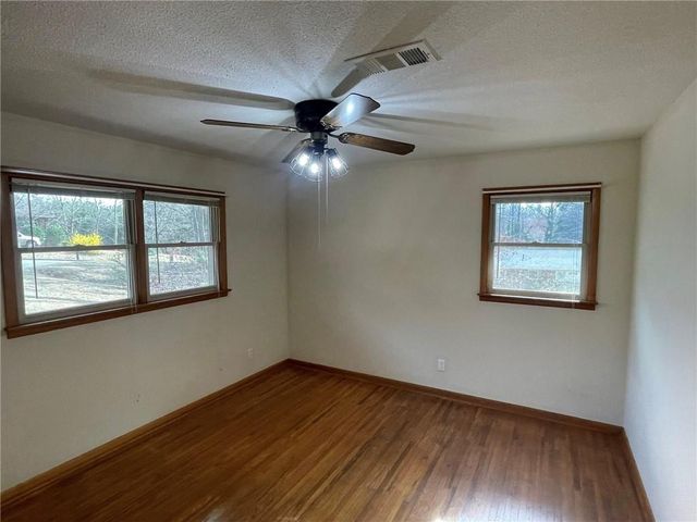 683 Collier Road, Toccoa, GA 30577