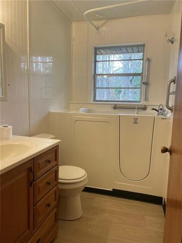 683 Collier Road, Toccoa, GA 30577