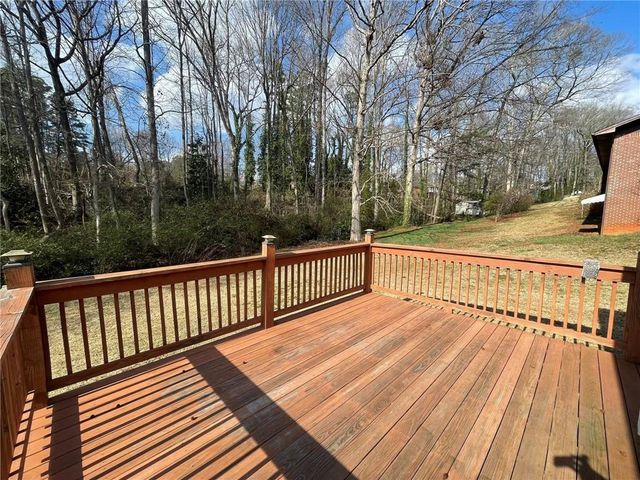 683 Collier Road, Toccoa, GA 30577